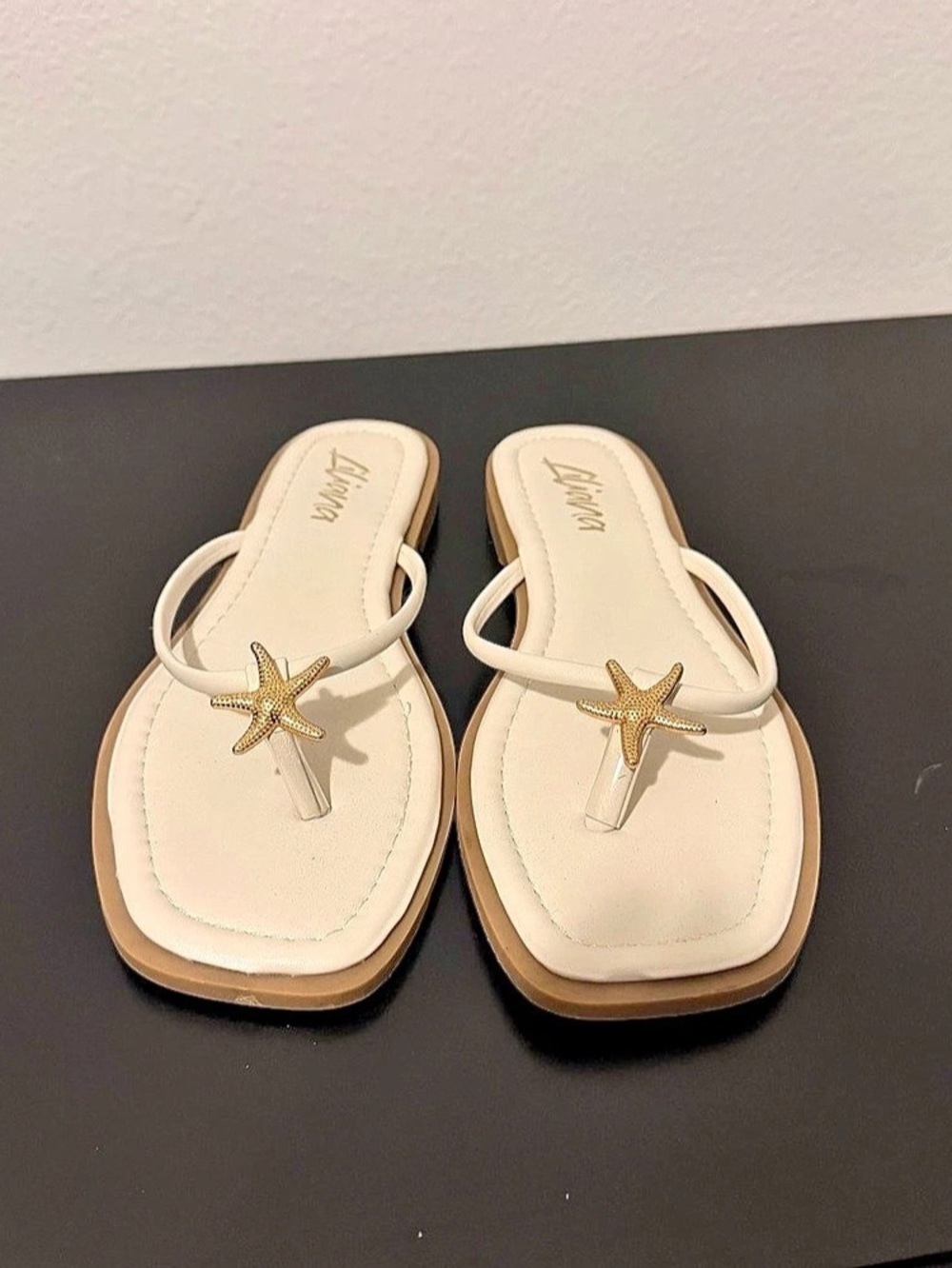Liliana Starfish Thong Sandals Cream US 7.5